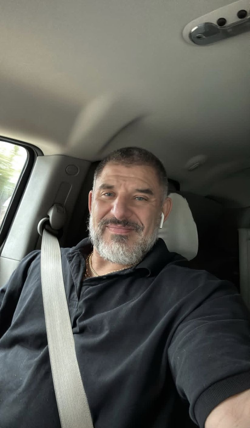 files/Male_customer_1.jpg